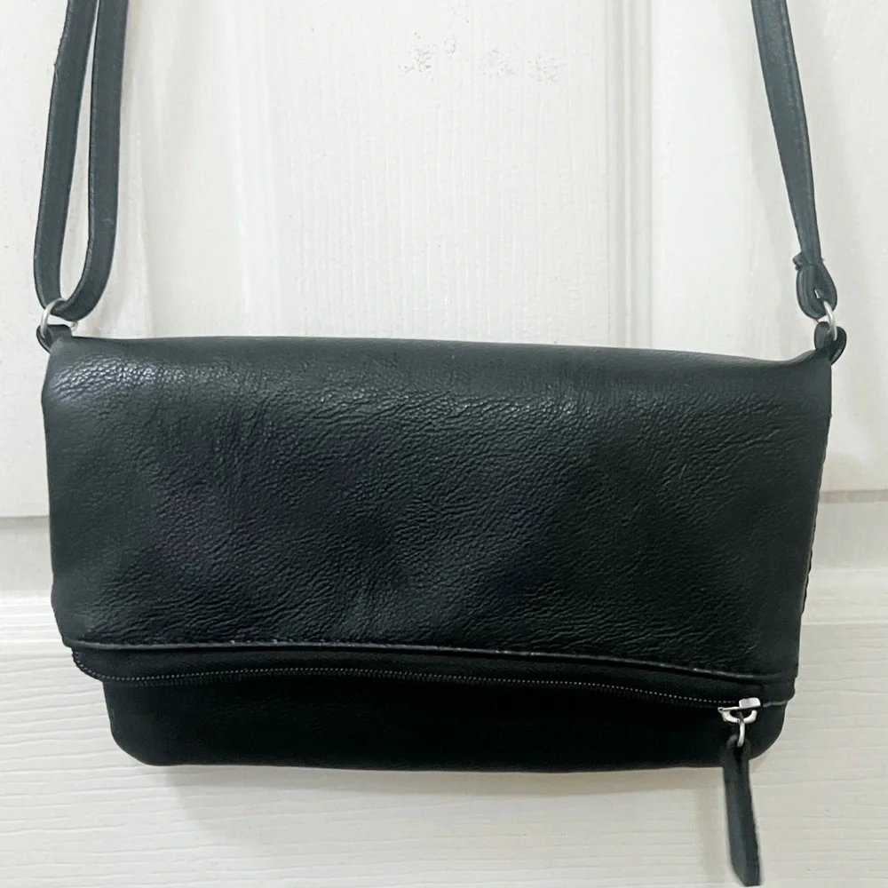 New SafeKeeper Black Crossbody Bag - Picture 3 of 8